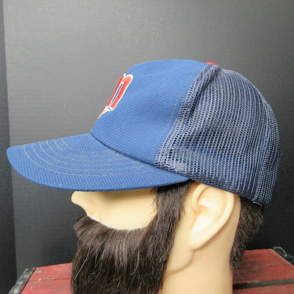 Minnesota Twins MLB Trucker Hat Cap Blue Red Logo Adjustable Snapback OSFM Fan